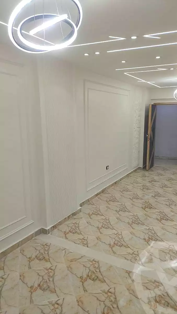 https://aqarmap.com.eg/en/listing/7362421-for-sale-alexandria-al-agamy-el-hanouvel