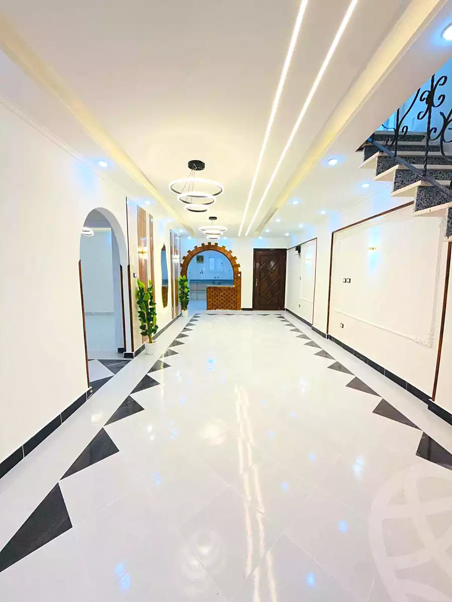 https://aqarmap.com.eg/ar/listing/7362750-for-sale-alexandria-al-agamy-shataa-el-nakheel