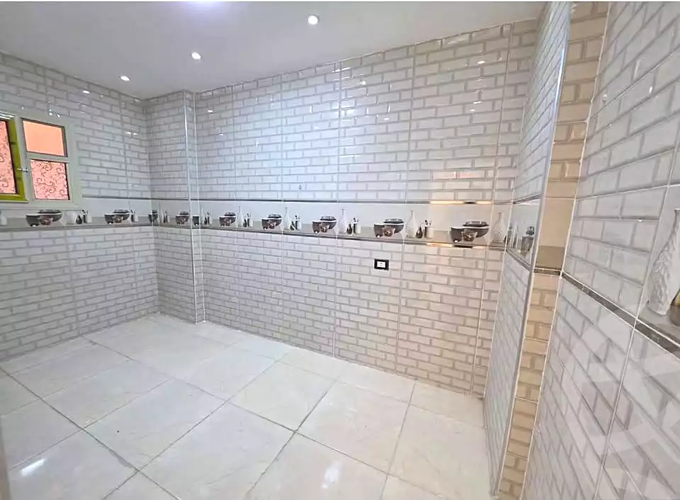 https://aqarmap.com.eg/en/listing/7363089-for-sale-alexandria-camp-cesar