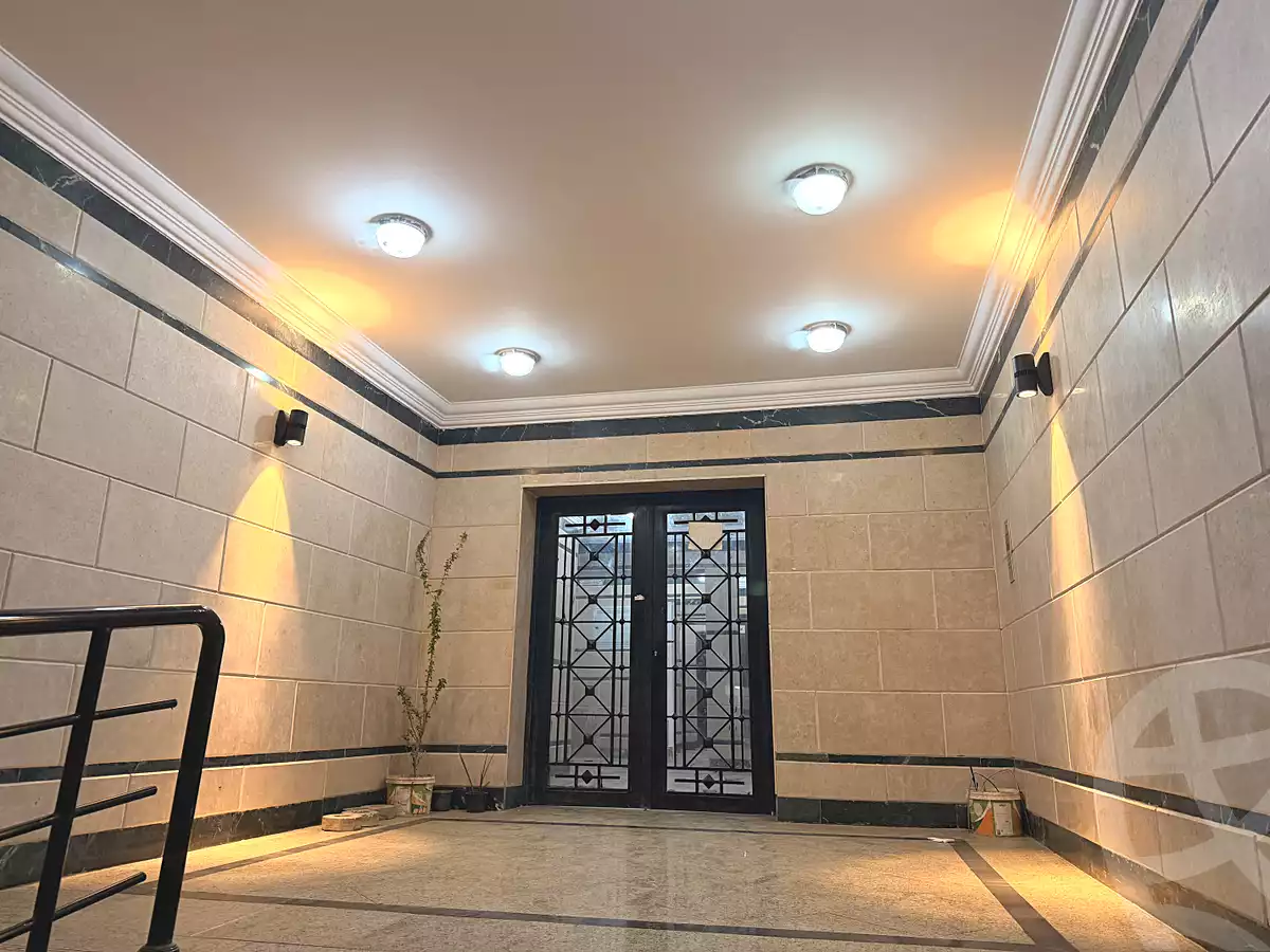 https://aqarmap.com.eg/ar/listing/7363205-for-rent-cairo-new-administrative-capital-r3-d8