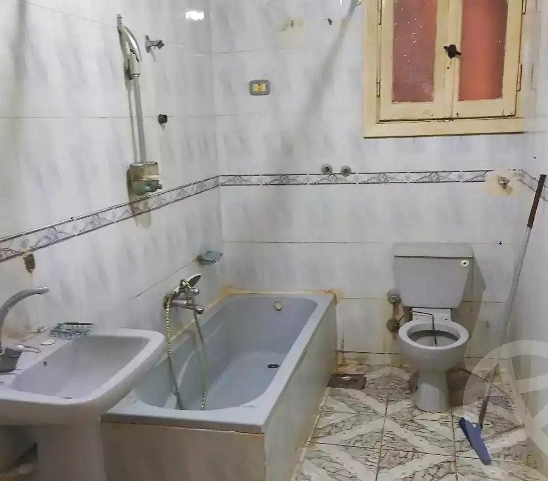 https://aqarmap.com.eg/en/listing/7363470-for-rent-alexandria-miami-iskandar-ibrahim-st