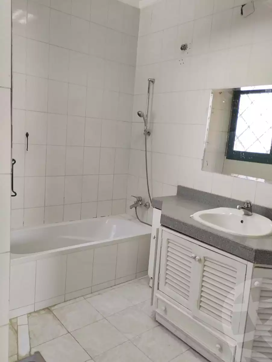 https://aqarmap.com.eg/ar/listing/7365179-for-sale-cairo-heliopolis-el-korba-cleopatra-st