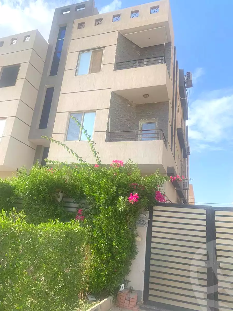 https://aqarmap.com.eg/en/listing/7365314-for-sale-cairo-el-sheikh-zayed-city-mntq-fr-y-bmdyn-lshykh-zyd