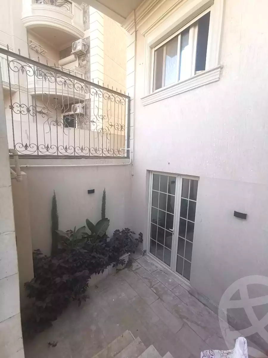 https://aqarmap.com.eg/ar/listing/7365327-for-sale-cairo-el-sheikh-zayed-city-mntq-fr-y-bmdyn-lshykh-zyd