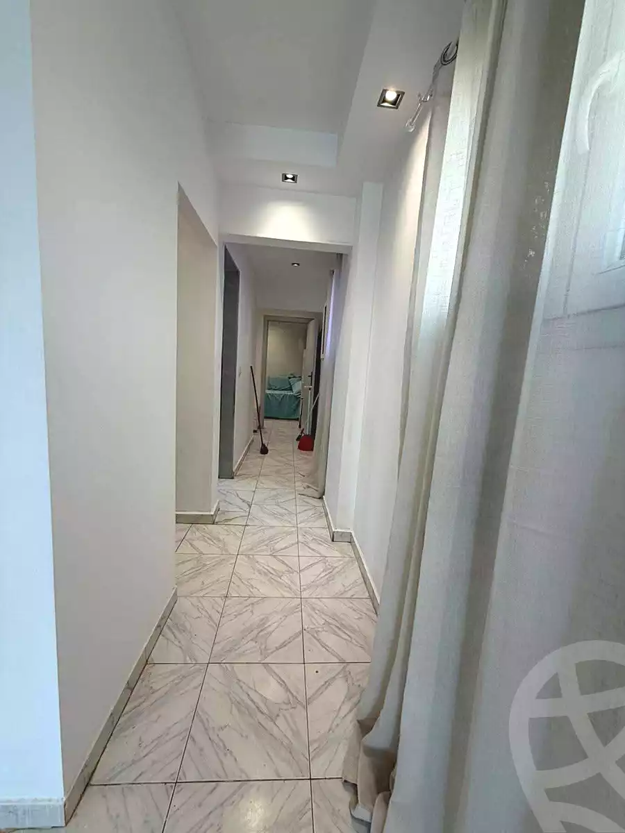 https://aqarmap.com.eg/ar/listing/7365583-for-sale-cairo-helwan-mohamed-sayed-ahmed-st