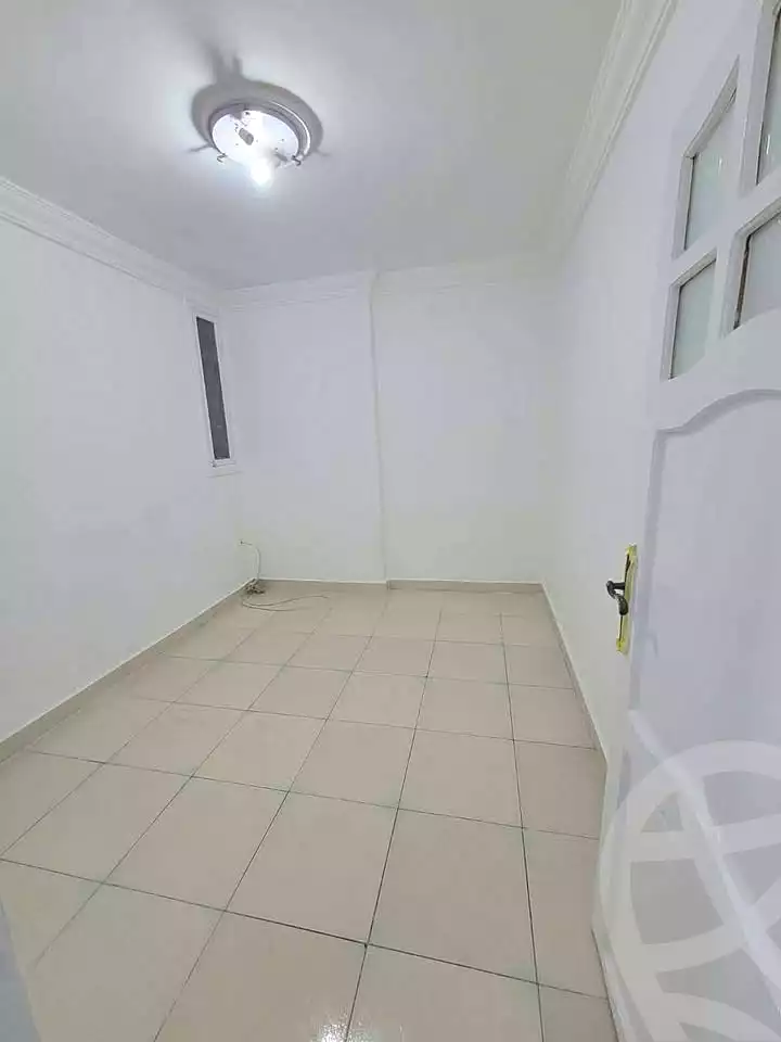 https://aqarmap.com.eg/ar/listing/7365991-for-sale-alexandria-sydy-bshr-sydy-bshr-bhry
