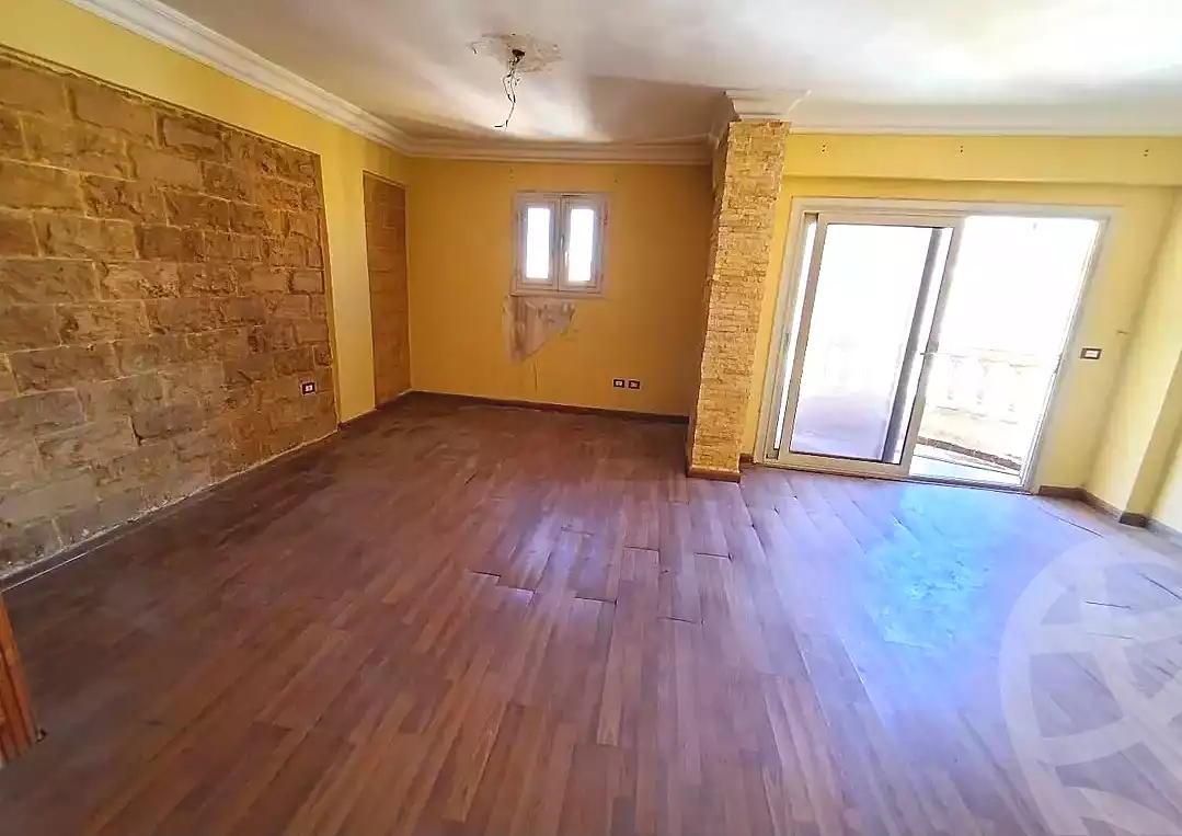 https://aqarmap.com.eg/ar/listing/7366315-for-sale-alexandria-ganaklis