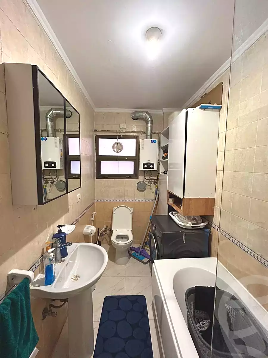 https://aqarmap.com.eg/ar/listing/7366363-for-sale-cairo-new-cairo-lrhb-city-phase-5-talaat-mostafa-st