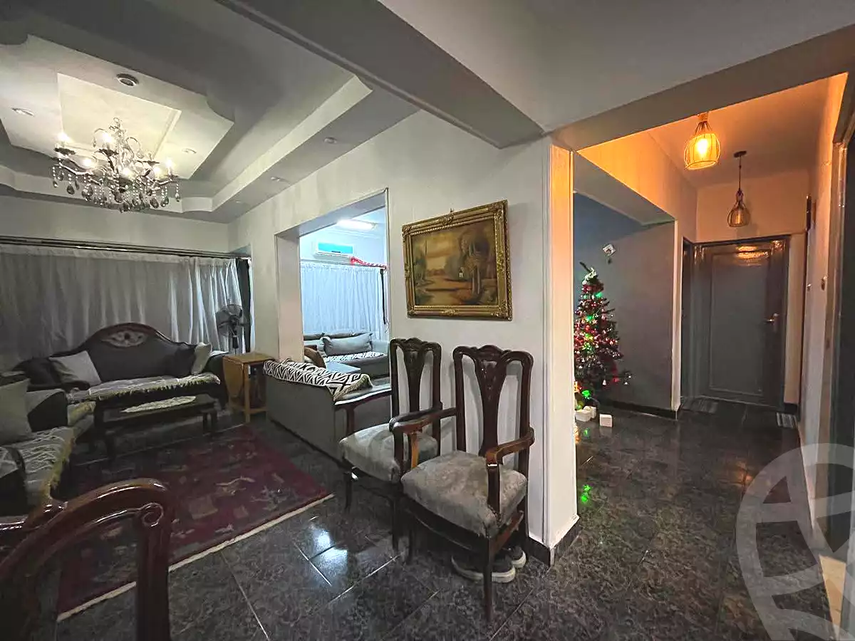 https://aqarmap.com.eg/ar/listing/7366565-for-sale-cairo-helwan-mnshy-yn-hlwn-rael-st