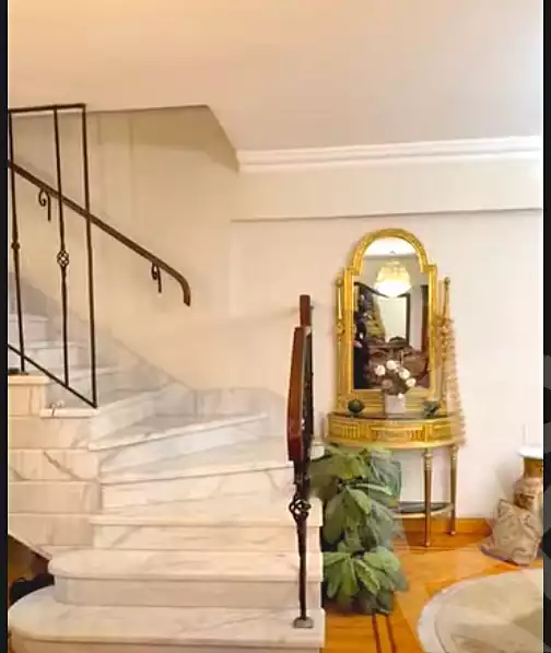 https://aqarmap.com.eg/ar/listing/7366600-for-sale-alexandria-zezenia