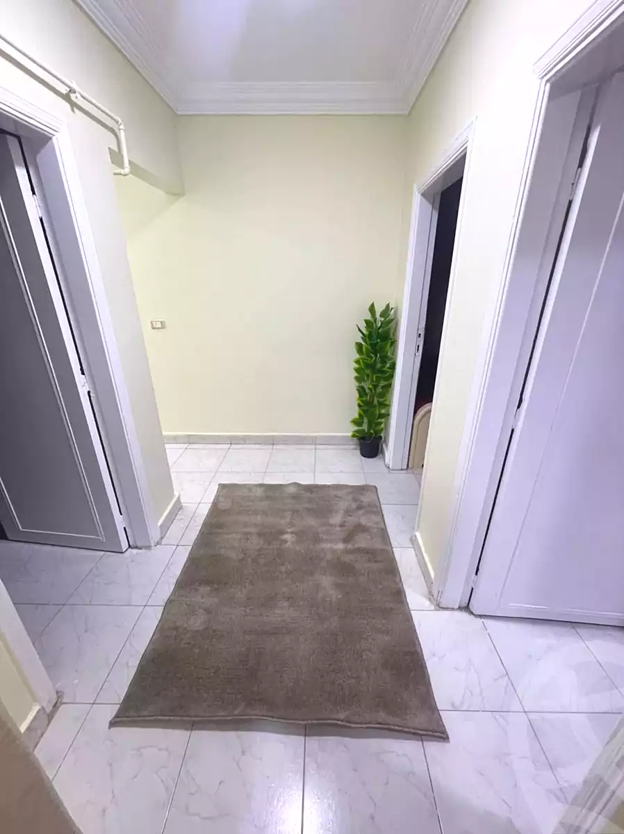 https://aqarmap.com.eg/ar/listing/7366706-for-rent-cairo-6th-of-october-el-ahyaa-neighborhood-1st