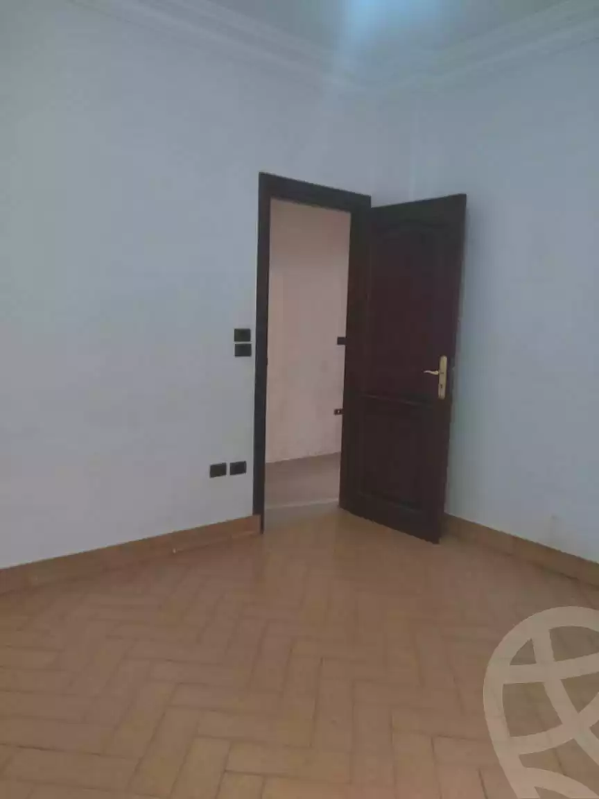 https://aqarmap.com.eg/en/listing/7366701-for-rent-cairo-new-cairo-ganob-el-akadamiya-south-academy-h-mohamed-hussein-mahmoud-st