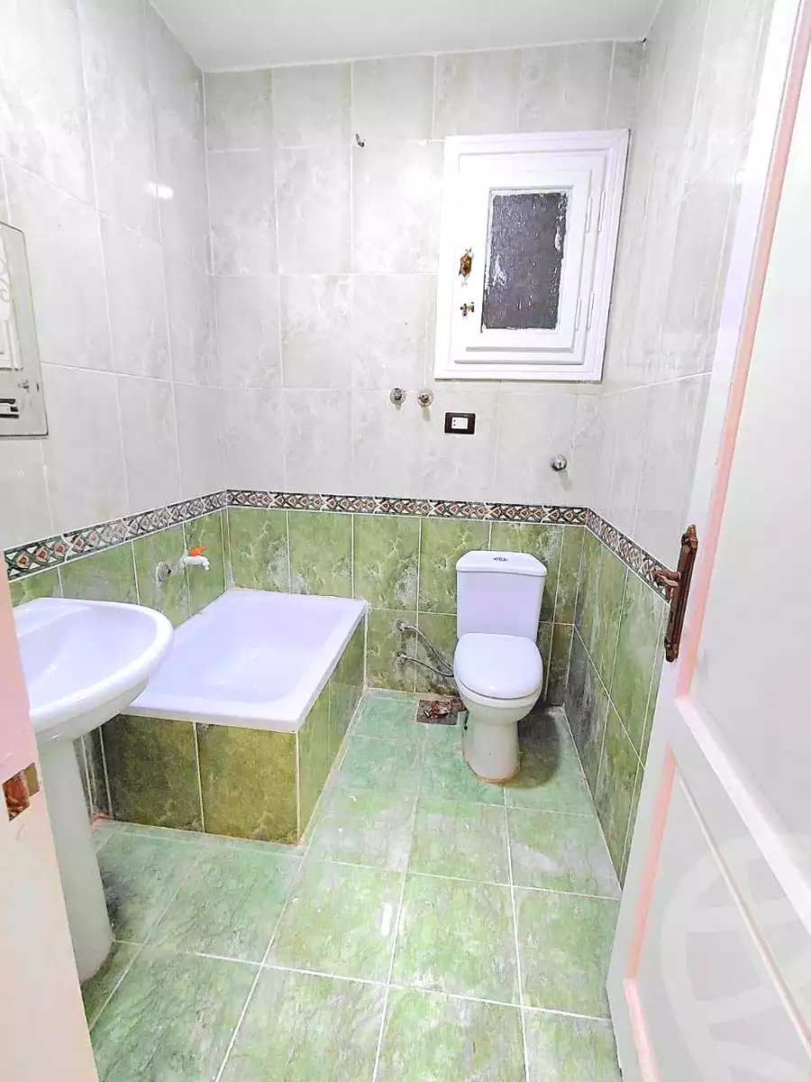 https://aqarmap.com.eg/en/listing/7366740-for-sale-alexandria-al-agamy-shataa-el-nakheel