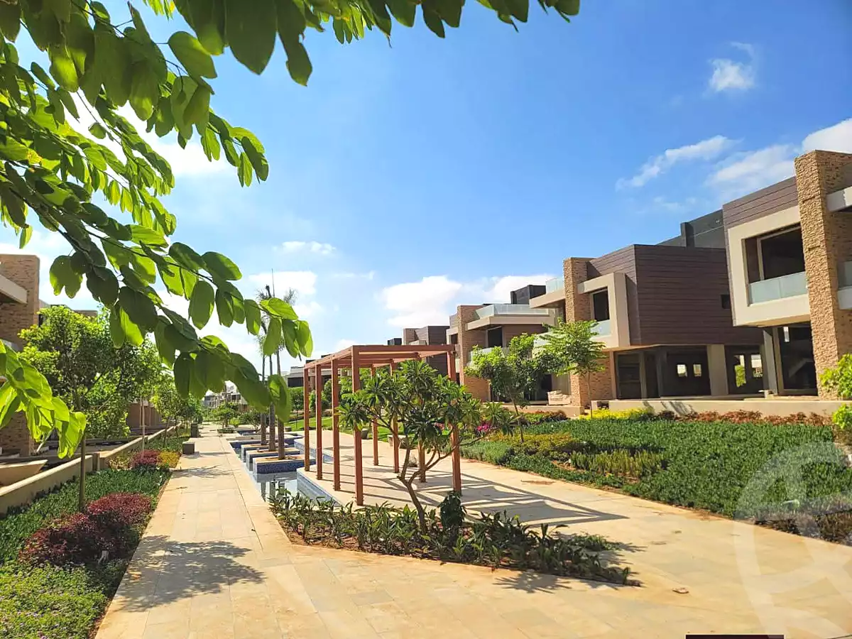 https://aqarmap.com.eg/en/listing/7366759-for-sale-cairo-new-administrative-capital-r7-mydtwn-fyl