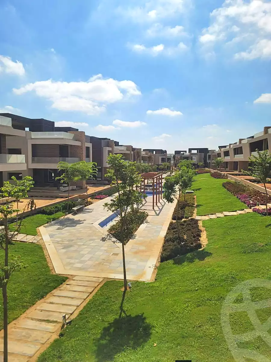 https://aqarmap.com.eg/en/listing/7366759-for-sale-cairo-new-administrative-capital-r7-mydtwn-fyl