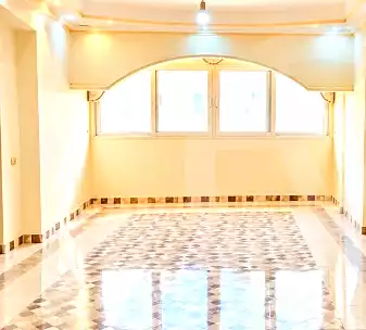 https://aqarmap.com.eg/ar/listing/7364788-for-rent-alexandria-new-miami-el-quds-school-st