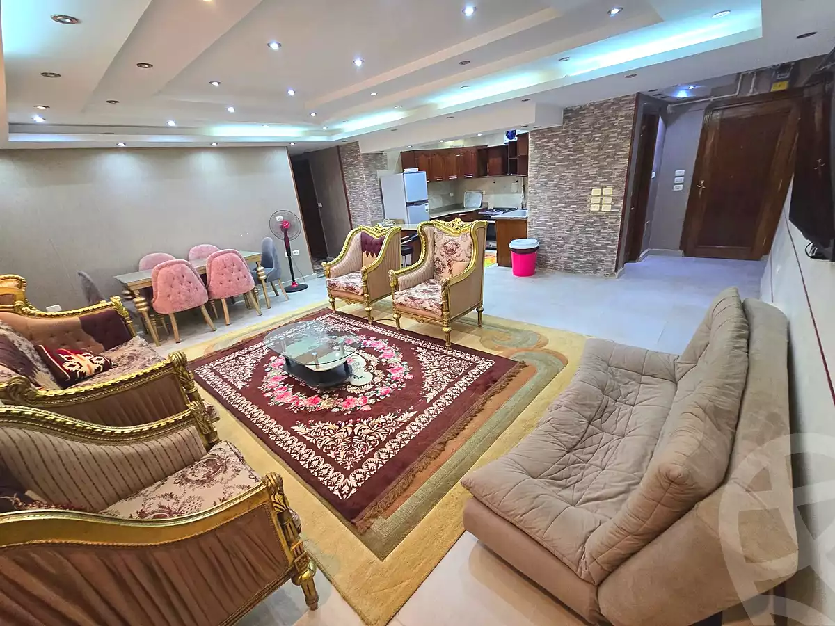 https://aqarmap.com.eg/ar/listing/7366947-for-rent-cairo-helwan-hadayek-helwan-nile-corniche-st