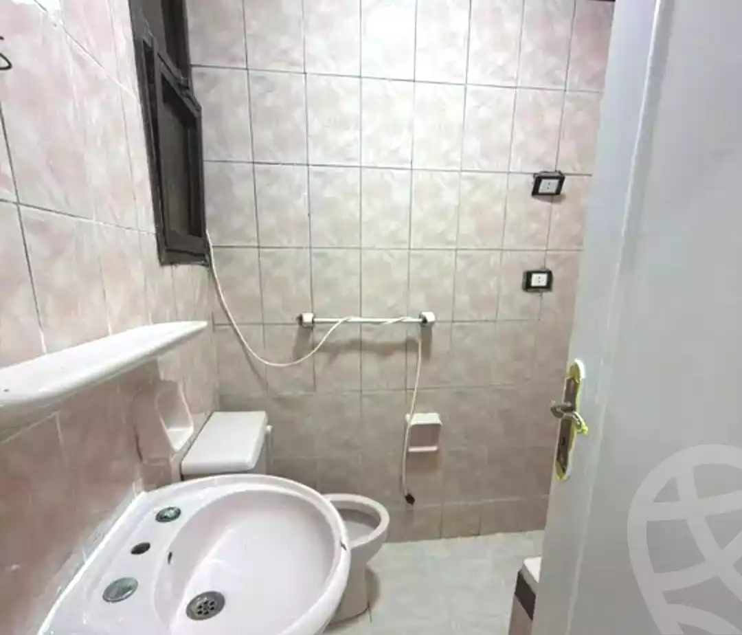 https://aqarmap.com.eg/en/listing/7367341-for-sale-alexandria-al-agamy-shataa-el-nakheel