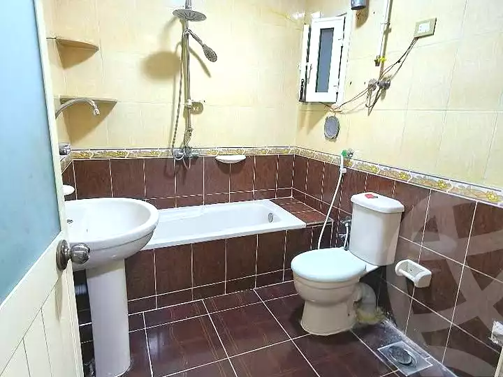 https://aqarmap.com.eg/ar/listing/7367652-for-sale-alexandria-lsywf-el-falki