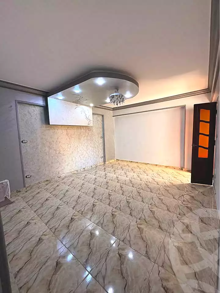 https://aqarmap.com.eg/ar/listing/7367706-for-sale-alexandria-sydy-bshr-sydy-bshr-bhry-mohamed-el-srafi-st.