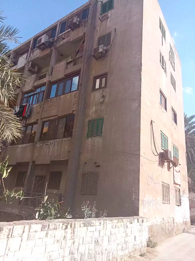 https://aqarmap.com.eg/en/listing/7368037-for-sale-qalyubia-shubra-el-khaima-shubra-el-khaima-city-ahmed-oraby-st