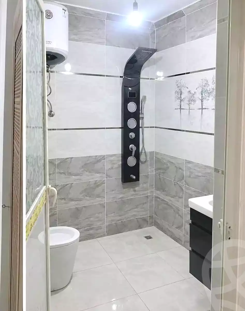 https://aqarmap.com.eg/ar/listing/7368603-for-sale-cairo-helwan-hadayek-helwan-el-eshrein-st