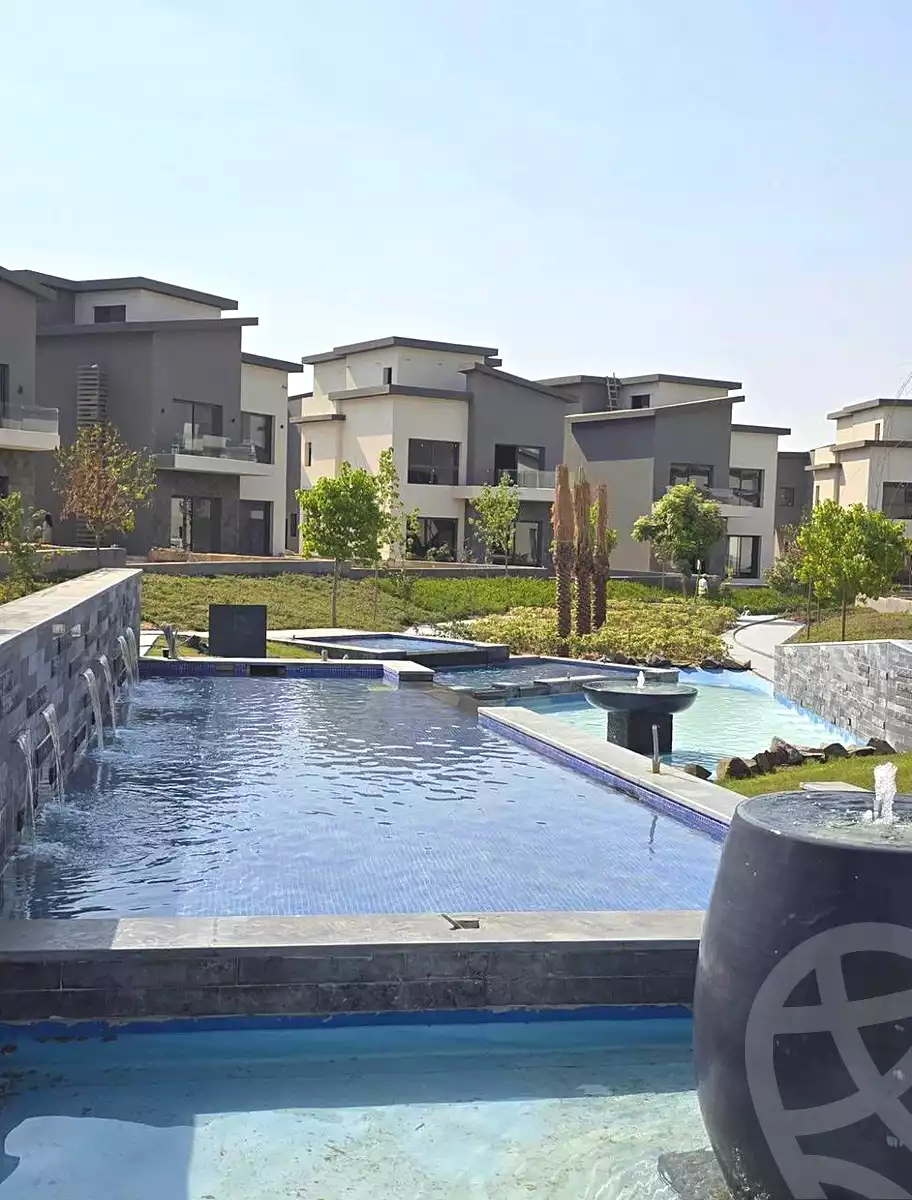 https://aqarmap.com.eg/ar/listing/7368916-for-sale-cairo-new-cairo-compounds-kmbwnd-kryk-twn-il-cazar