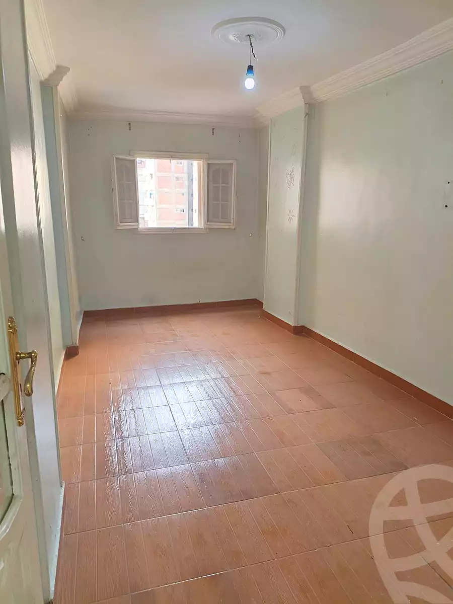 https://aqarmap.com.eg/ar/listing/7369434-for-rent-alexandria-bahray-el-anfoshy-al-shamrali-st