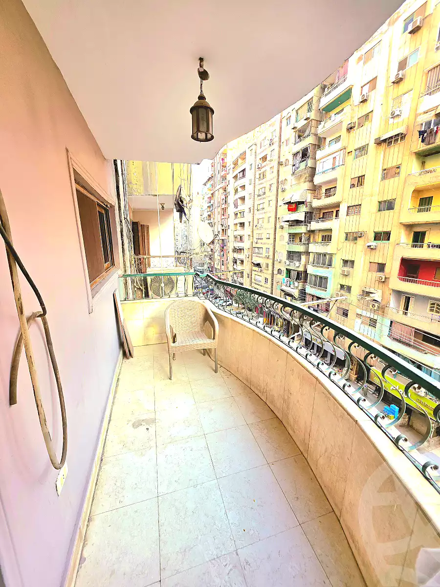 https://aqarmap.com.eg/ar/listing/7369431-for-sale-cairo-faisal-el-tawabeq-el-shaheed-ahmed-hamdy-st