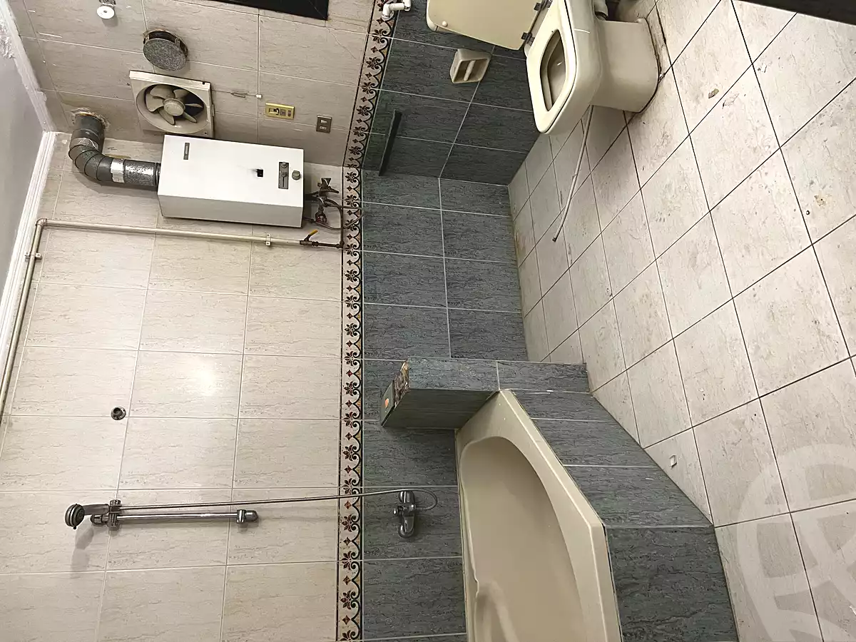 https://aqarmap.com.eg/ar/listing/7369473-for-sale-cairo-nasr-city-8th-zone-abd-el-hakim-el-refaey-st