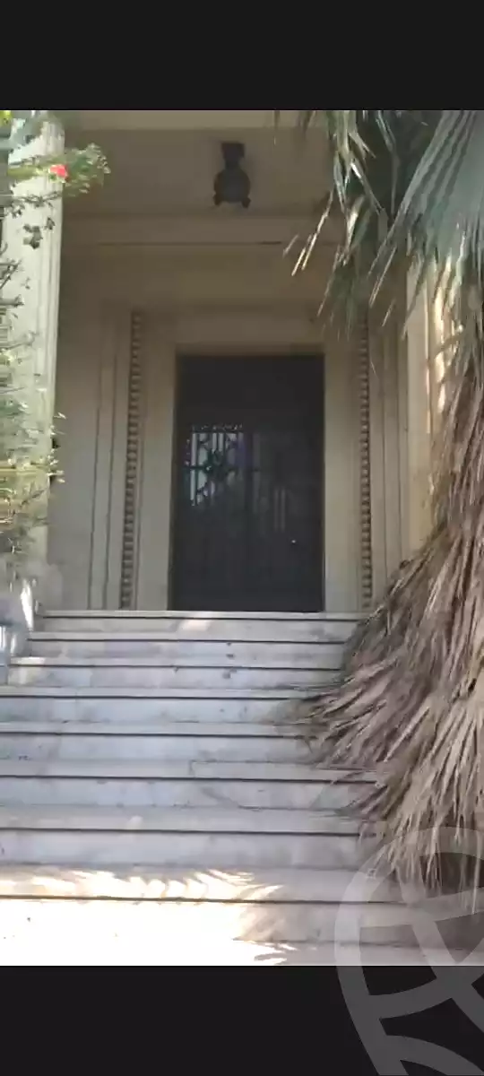 https://aqarmap.com.eg/en/listing/7370054-for-sale-cairo-ljyz-shareaa-morad  charel degol