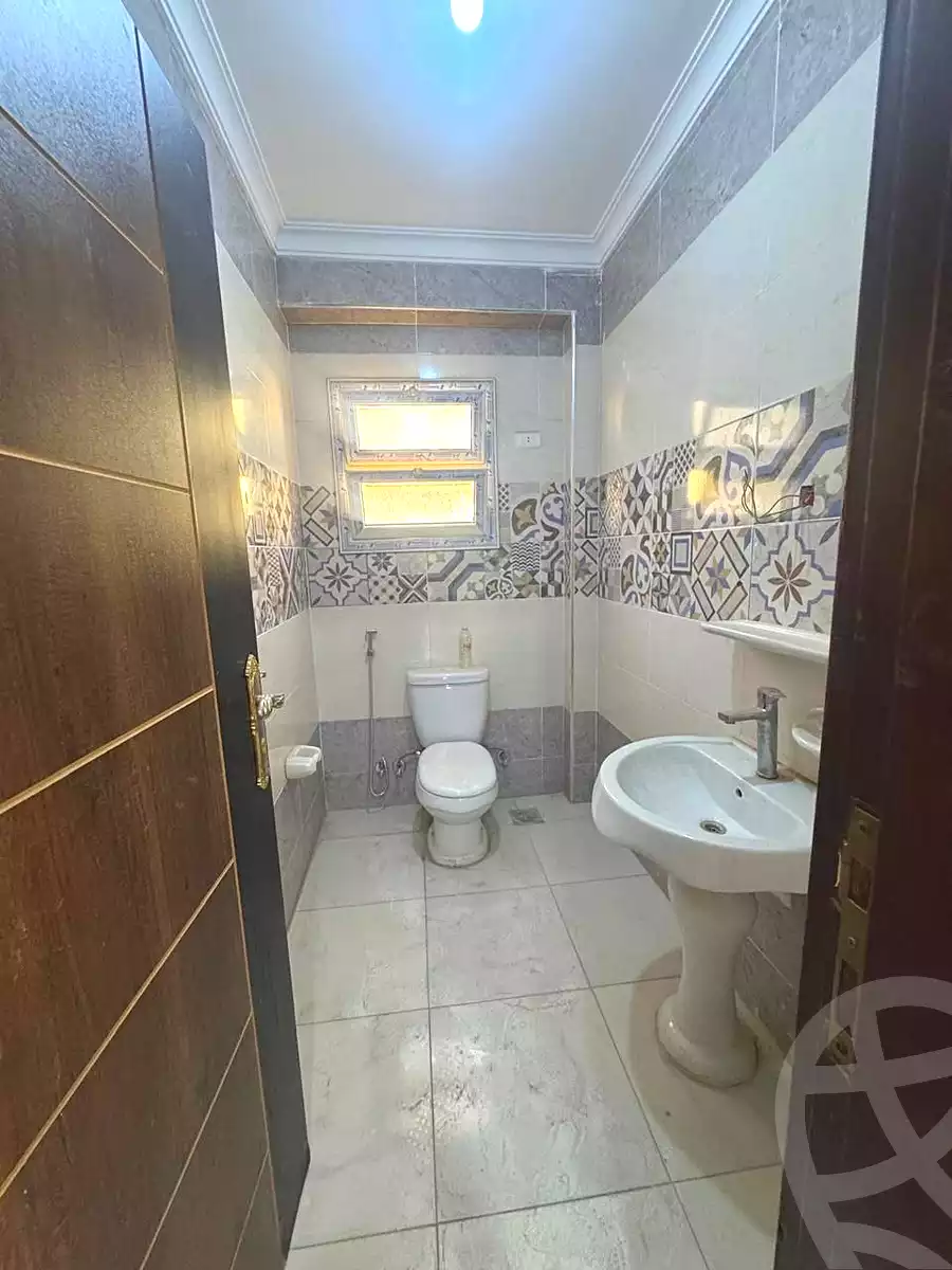 https://aqarmap.com.eg/ar/listing/7370314-for-sale-cairo-new-cairo-first-settlement-neighbourhood-10-el-shaheed-abdul-fattah-ahmed-st