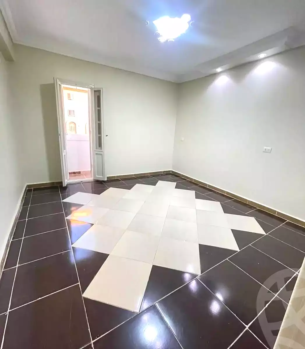 https://aqarmap.com.eg/en/listing/7370566-for-sale-alexandria-miami-bilal-ibn-rabbah-st