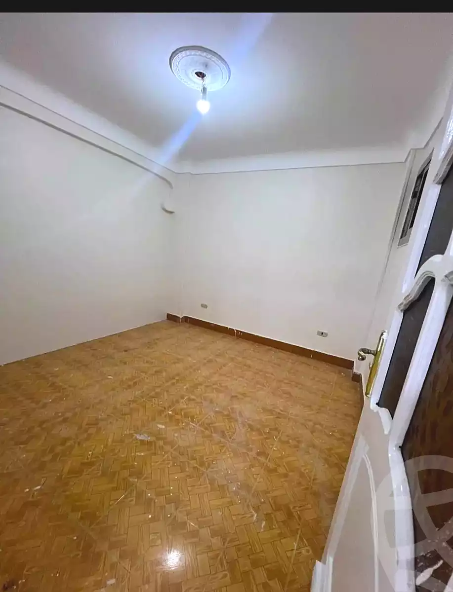 https://aqarmap.com.eg/ar/listing/7371082-for-sale-alexandria-sydy-bshr-sydy-bshr-bhry