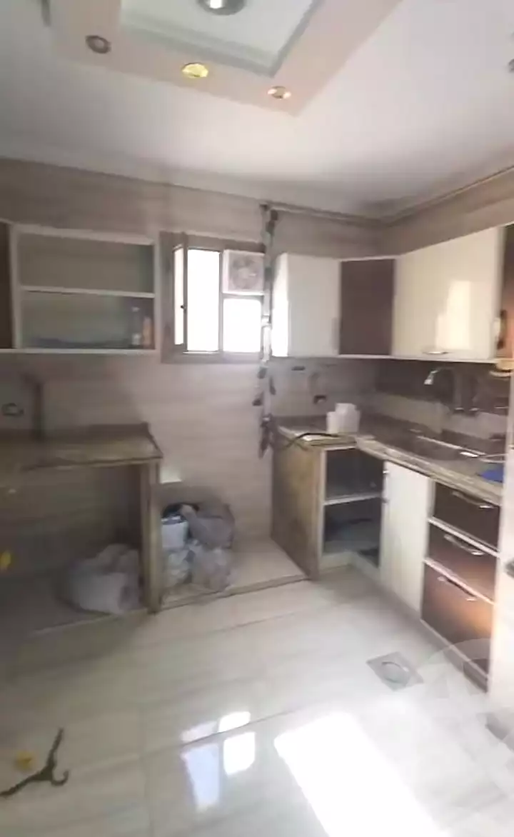 https://aqarmap.com.eg/en/listing/7371095-for-sale-alexandria-al-agamy-el-hanouvel-al-haded-we-al-soulb-st
