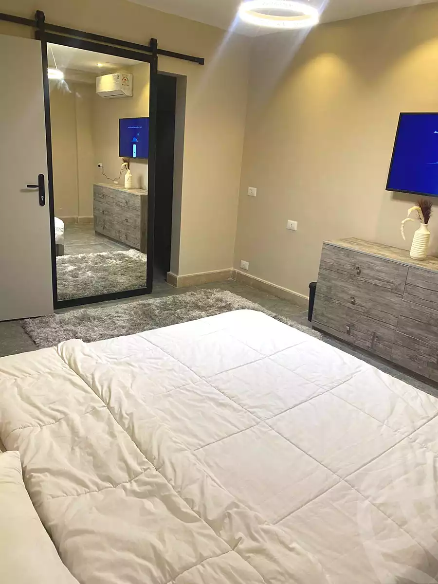 https://aqarmap.com.eg/en/listing/7371317-for-rent-cairo-el-sheikh-zayed-city-compounds-beverly-hills