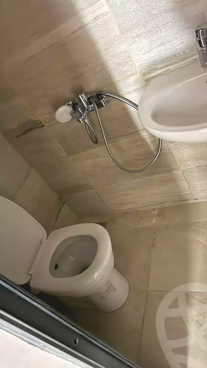 https://aqarmap.com.eg/ar/listing/7371321-for-rent-cairo-el-sheikh-zayed-city-compounds-zyd-wr-llttwyr-z-tower
