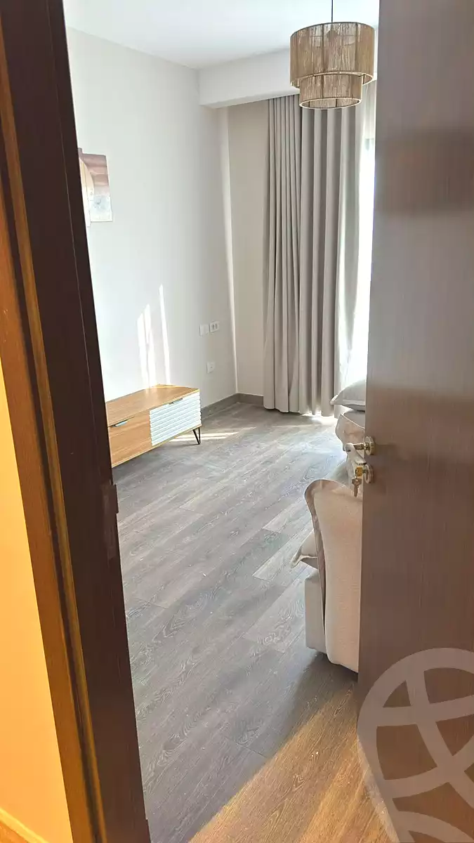https://aqarmap.com.eg/ar/listing/7371321-for-rent-cairo-el-sheikh-zayed-city-compounds-zyd-wr-llttwyr-z-tower