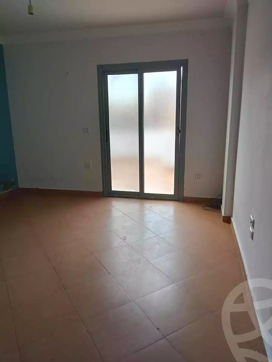 https://aqarmap.com.eg/ar/listing/7371349-for-rent-cairo-6th-of-october-el-ahyaa-neighborhood-4th-neighbourhood-1