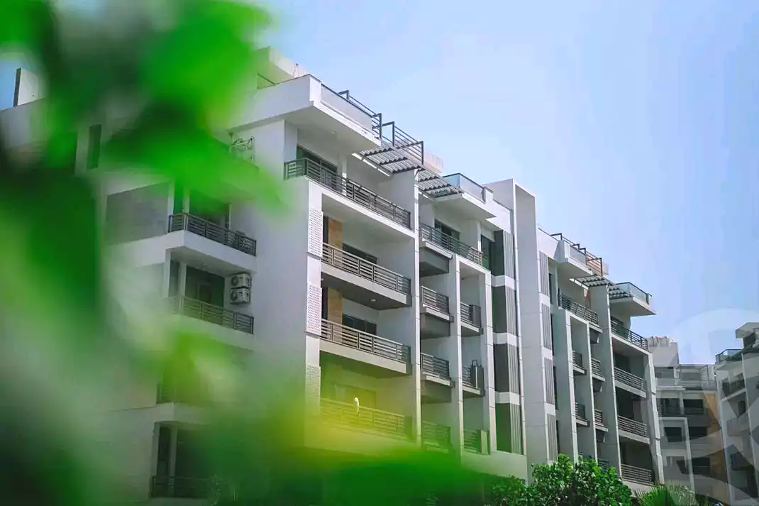 https://aqarmap.com.eg/ar/listing/7371410-for-sale-cairo-new-cairo-compounds-dh-ykwn-2-ryzydns-styl-hwm