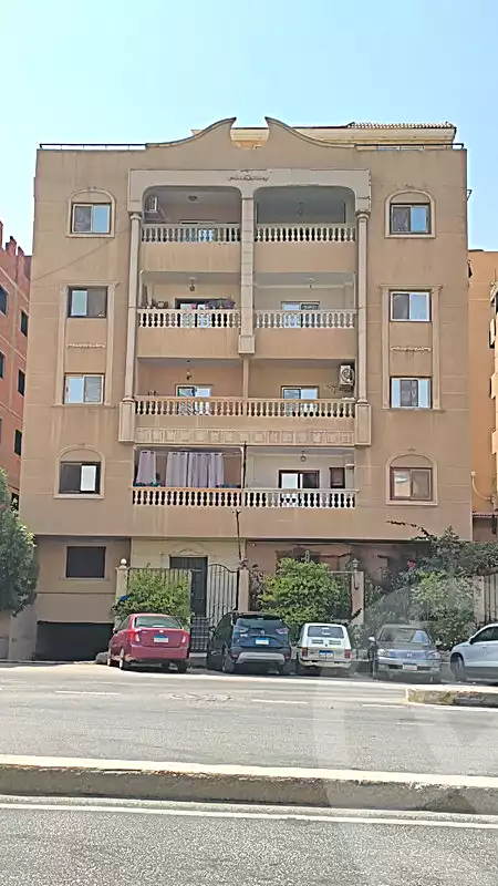 https://aqarmap.com.eg/ar/listing/7371438-for-sale-cairo-new-cairo-new-narges