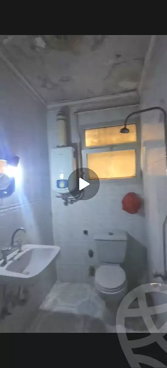 https://aqarmap.com.eg/ar/listing/7371681-for-rent-cairo-ain-shams-ahmed-esmat-st