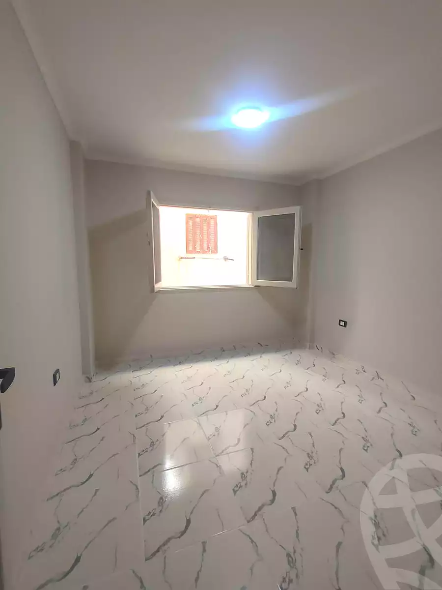 https://aqarmap.com.eg/en/listing/7371814-for-sale-alexandria-al-agamy-shataa-el-nakheel