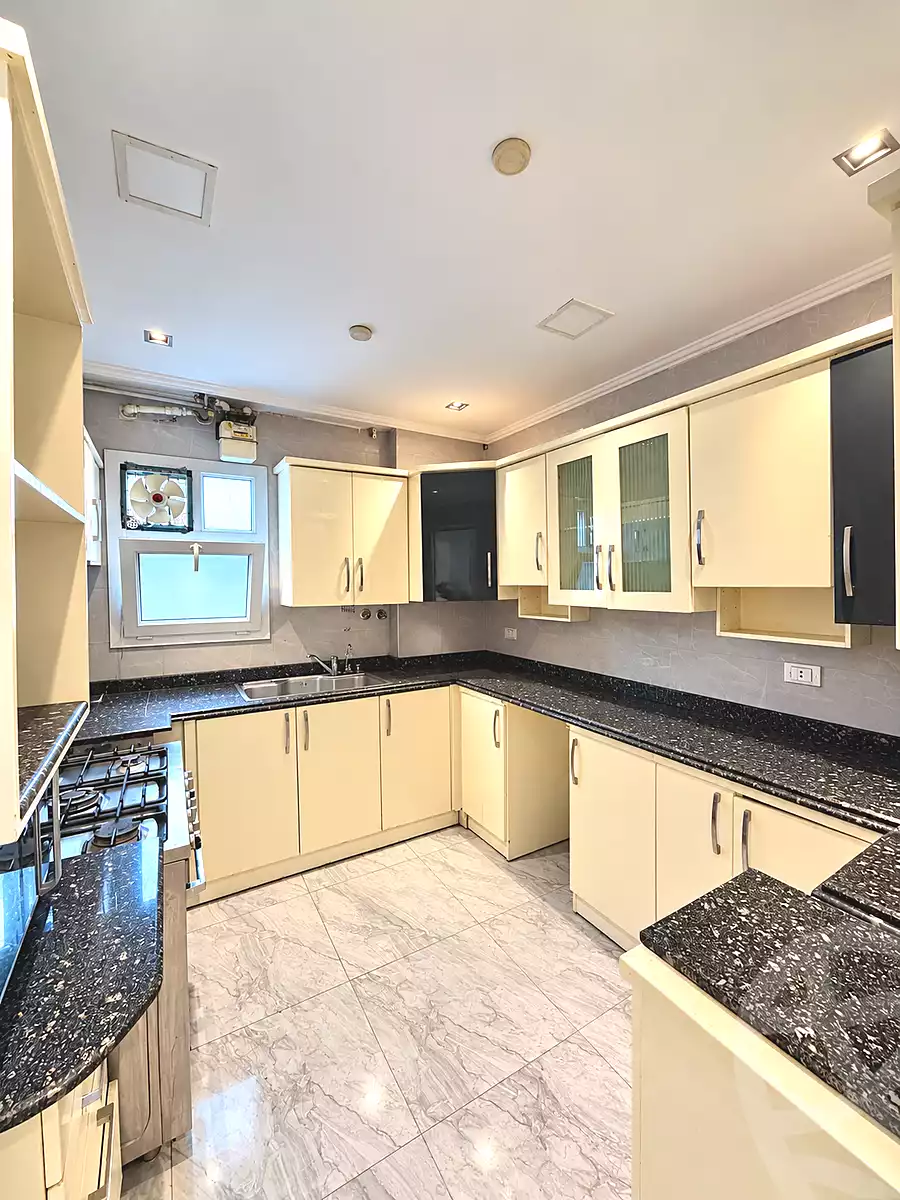 https://aqarmap.com.eg/ar/listing/7371809-for-sale-cairo-helwan-mohamed-sayed-ahmed-st