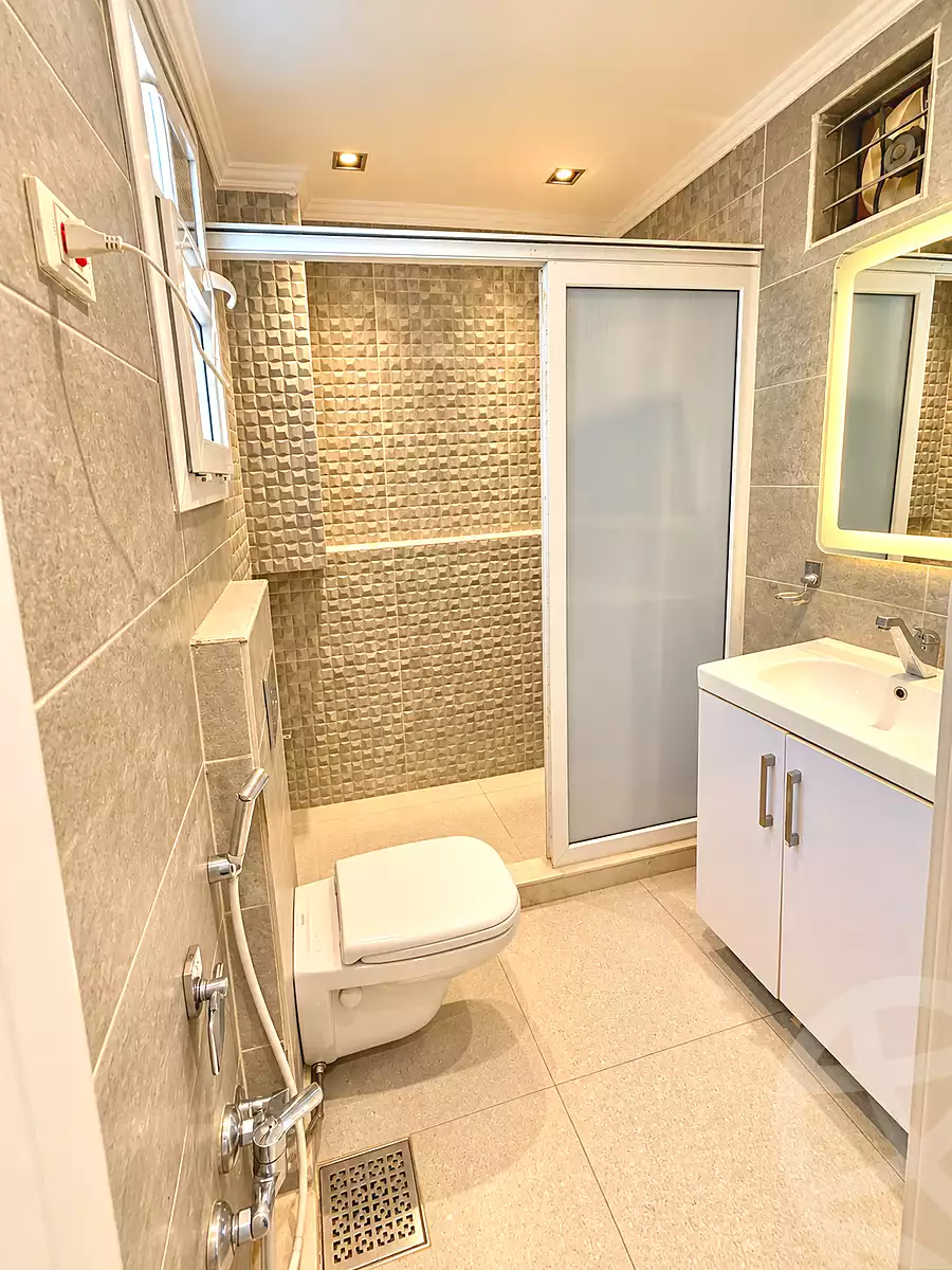 https://aqarmap.com.eg/ar/listing/7371809-for-sale-cairo-helwan-mohamed-sayed-ahmed-st