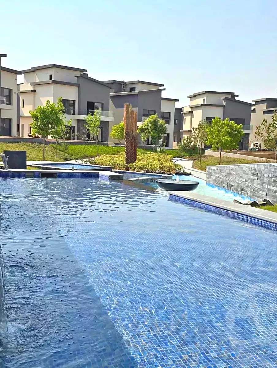 https://aqarmap.com.eg/en/listing/7371873-for-sale-cairo-new-cairo-compounds-the-crest-compound-il-cazar