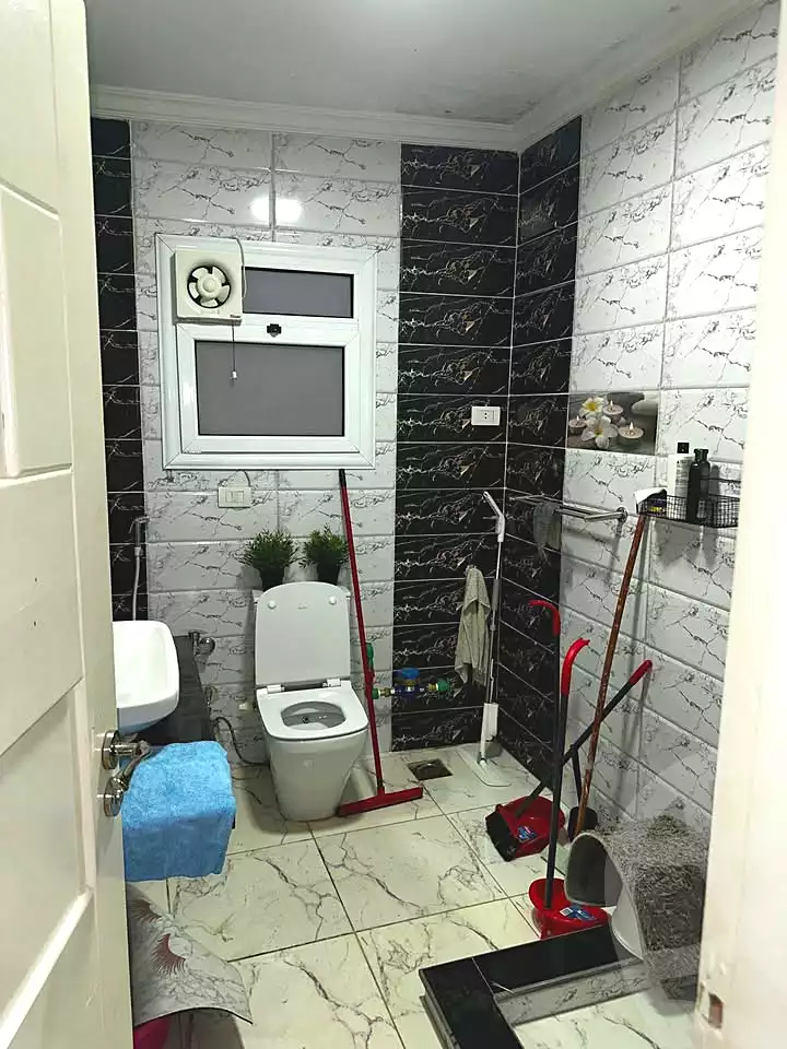 https://aqarmap.com.eg/ar/listing/7372095-for-sale-alexandria-al-agamy-lbytsh-bianchiii