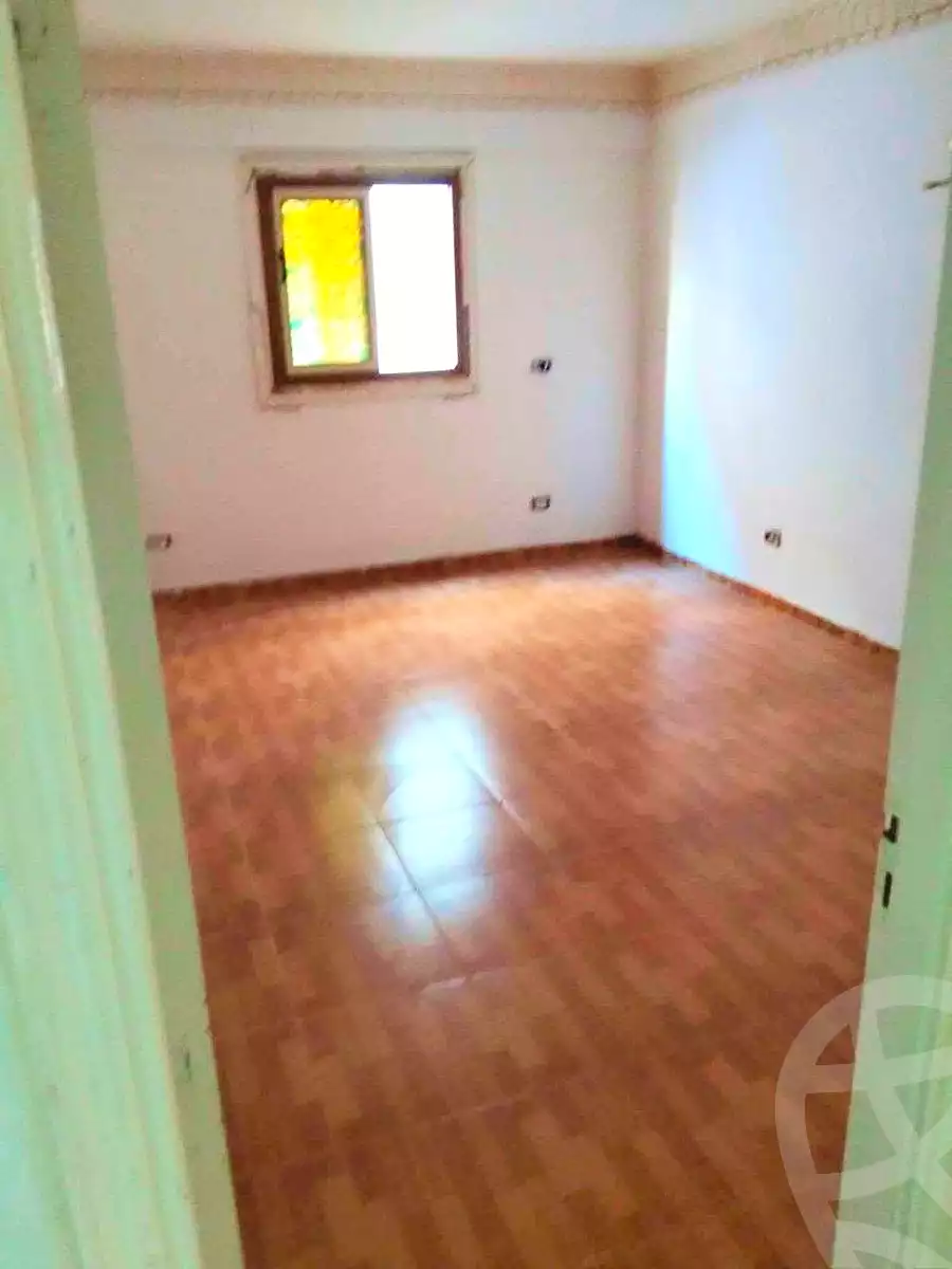 https://aqarmap.com.eg/en/listing/7372120-for-rent-alexandria-al-agamy-el-hanouvel-al-haded-we-al-soulb-st