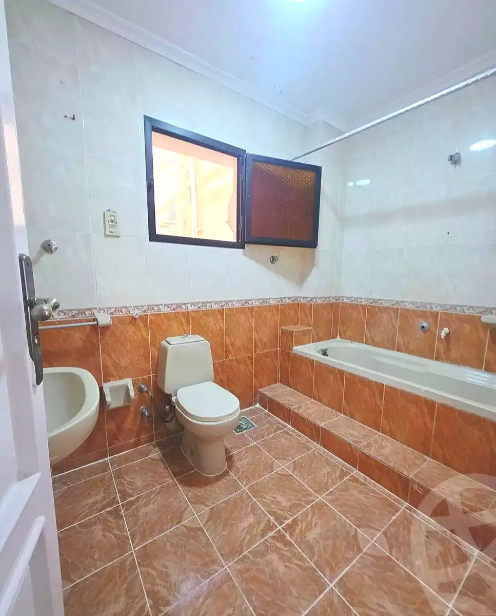 https://aqarmap.com.eg/ar/listing/7372275-for-sale-alexandria-al-agamy-shataa-el-nakheel