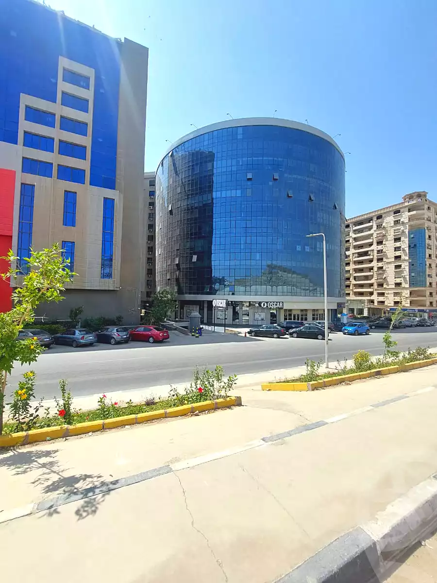 https://aqarmap.com.eg/ar/listing/7373002-for-rent-cairo-el-maadi-compounds-rayhanah-plaza